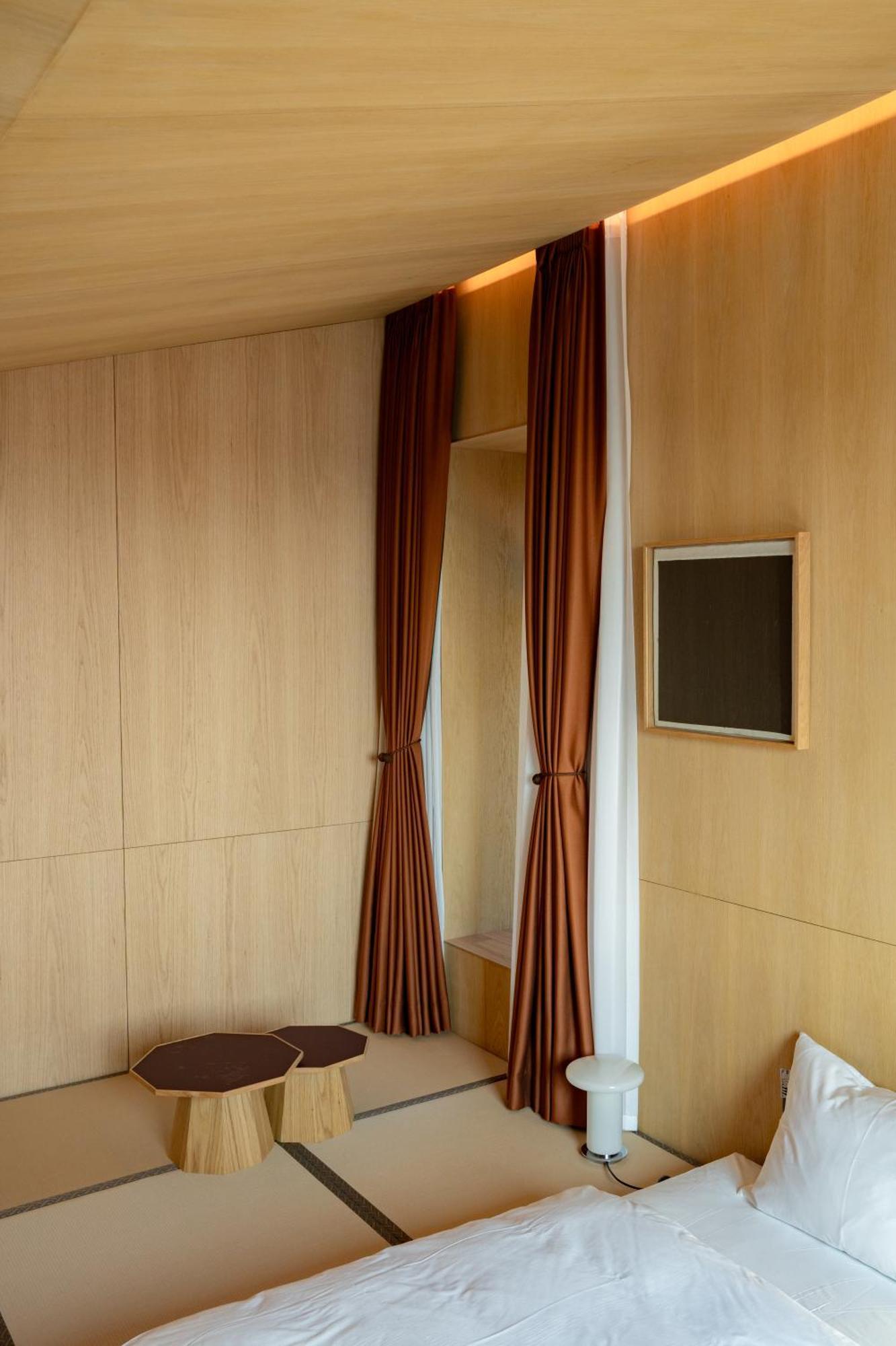 Pbr7 Hotel Unusual Stay Gyeongju Buitenkant foto