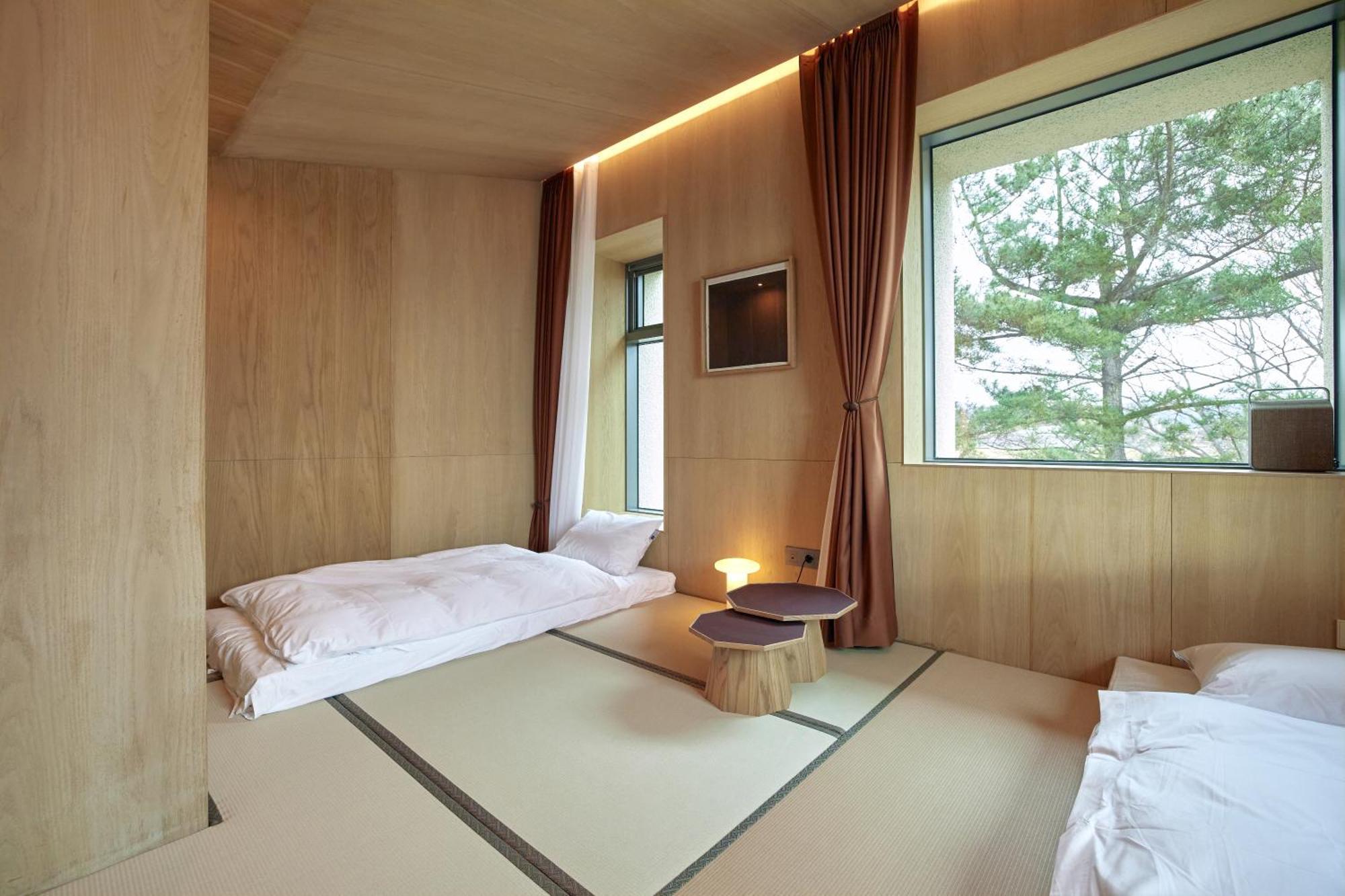Pbr7 Hotel Unusual Stay Gyeongju Buitenkant foto