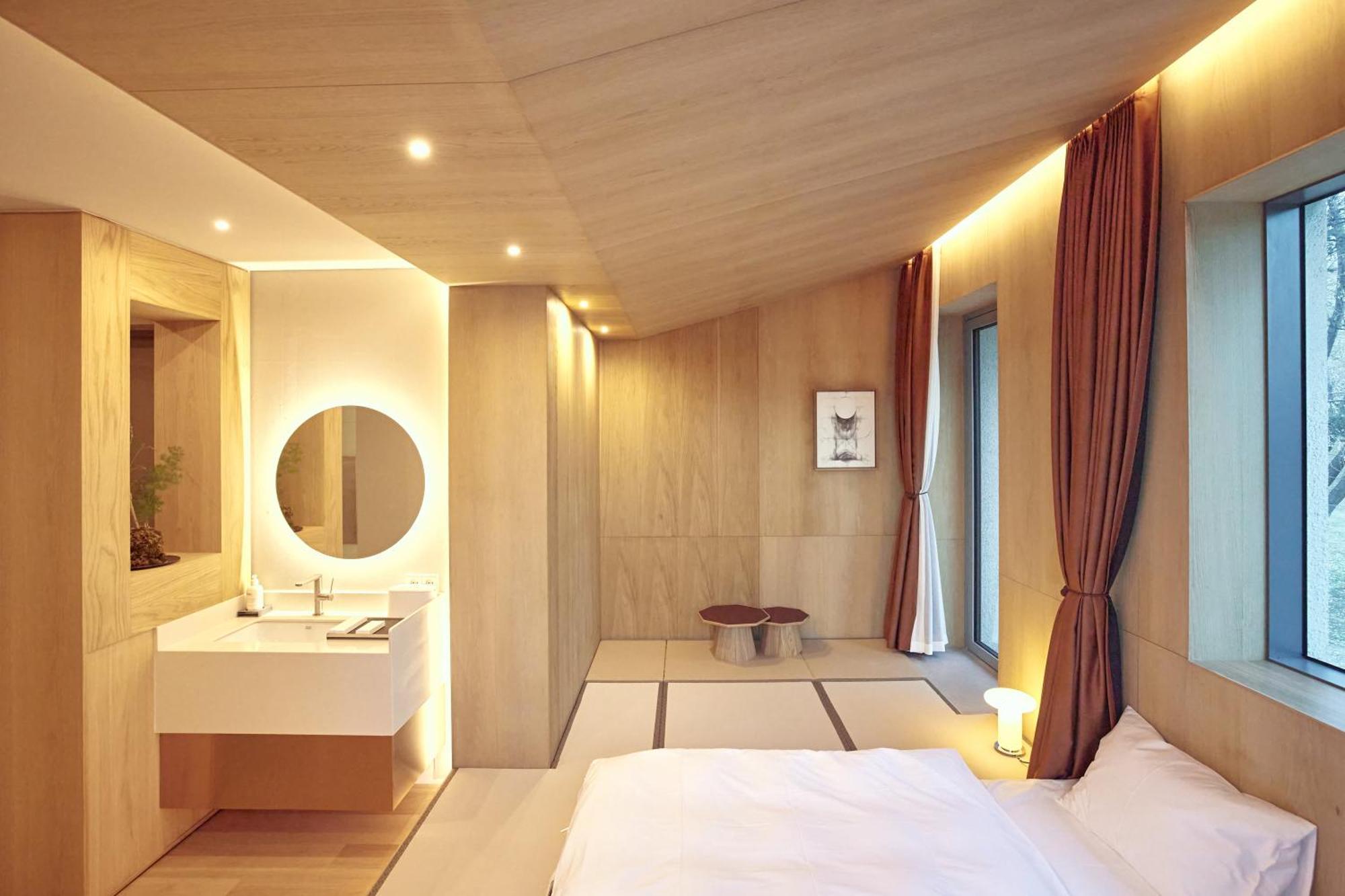 Pbr7 Hotel Unusual Stay Gyeongju Buitenkant foto