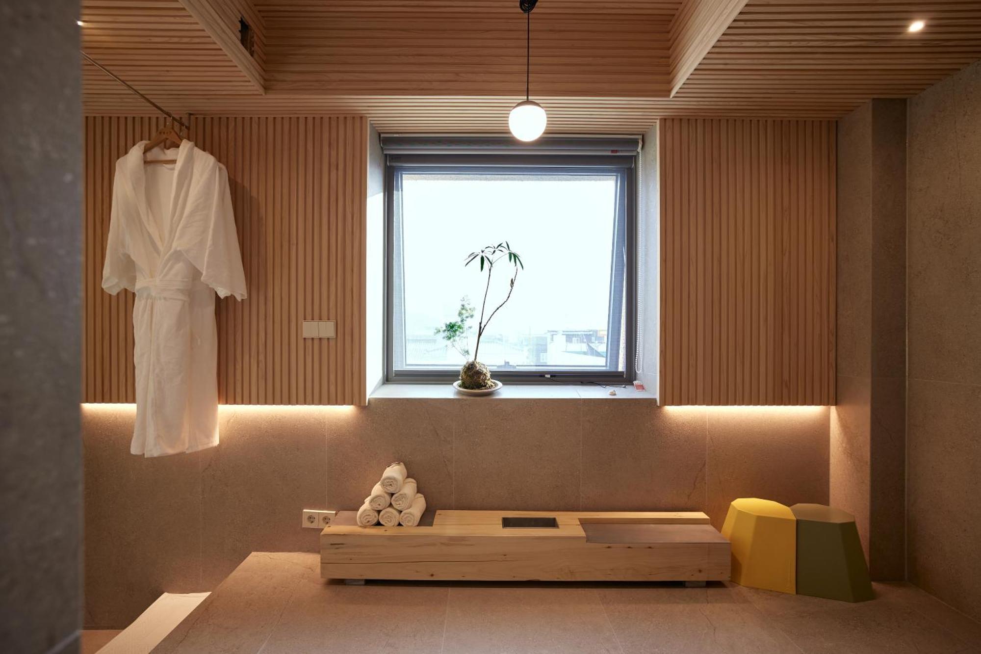 Pbr7 Hotel Unusual Stay Gyeongju Buitenkant foto