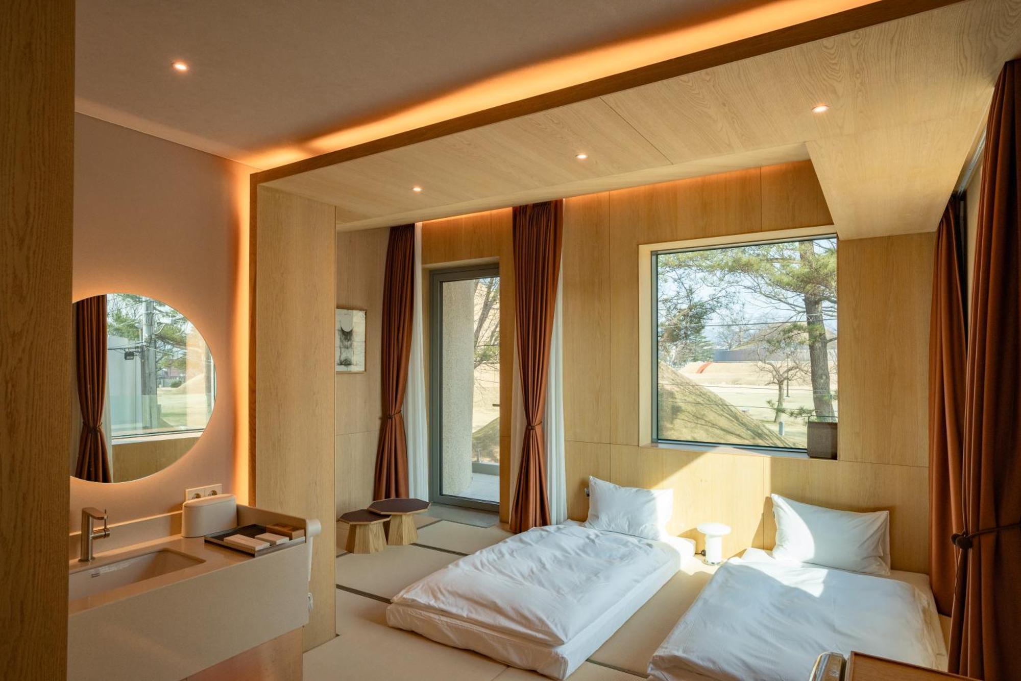 Pbr7 Hotel Unusual Stay Gyeongju Buitenkant foto