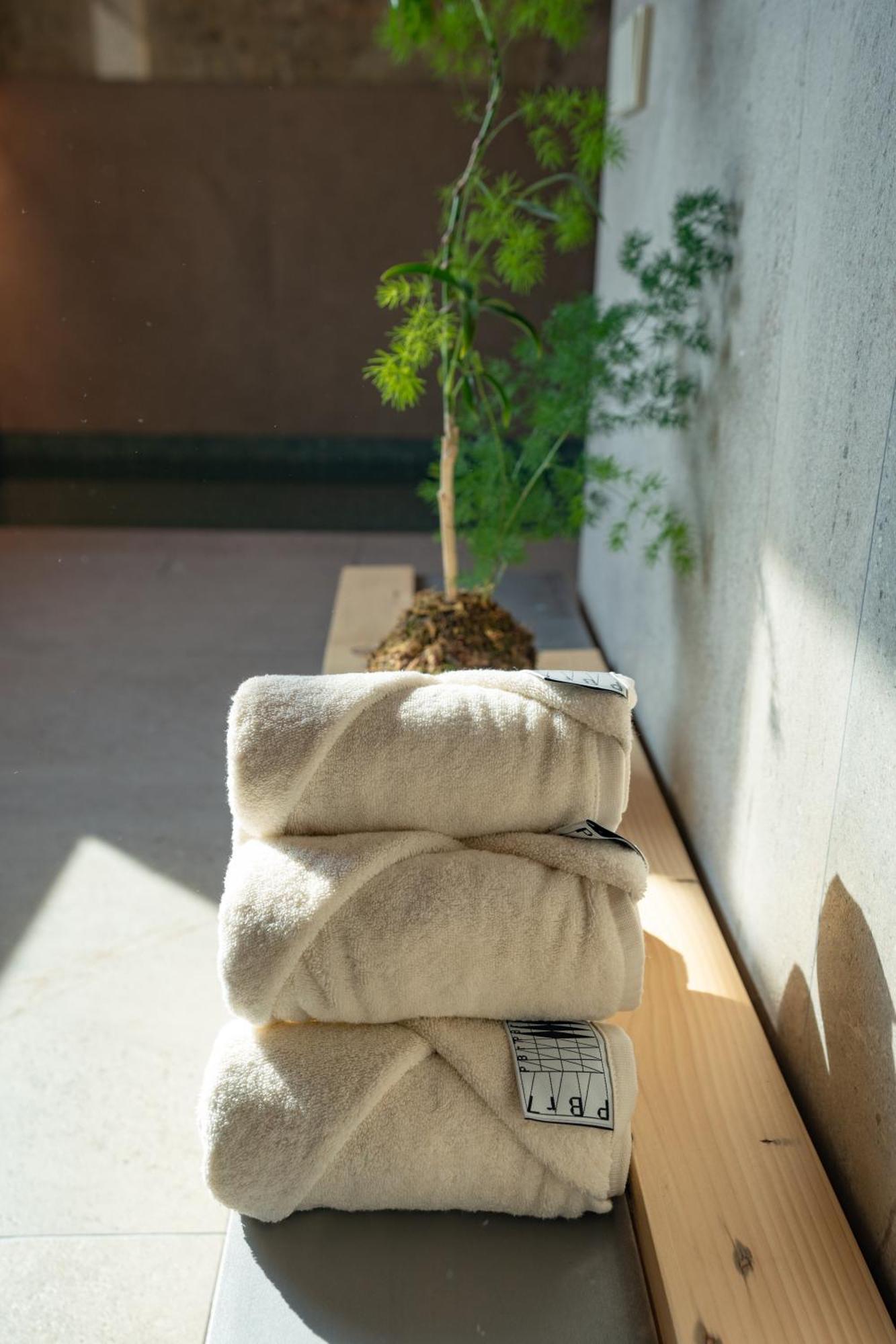 Pbr7 Hotel Unusual Stay Gyeongju Buitenkant foto