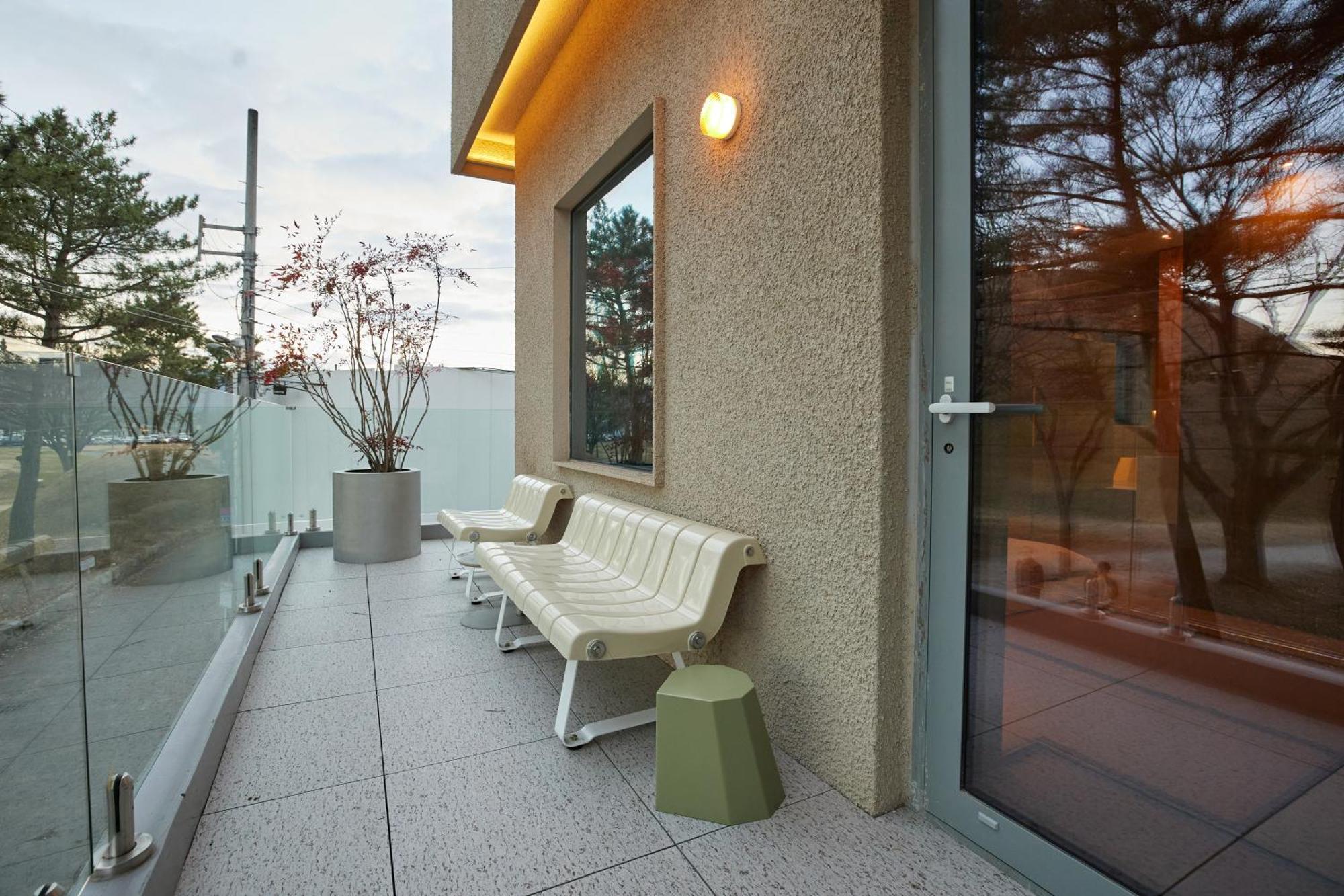 Pbr7 Hotel Unusual Stay Gyeongju Buitenkant foto